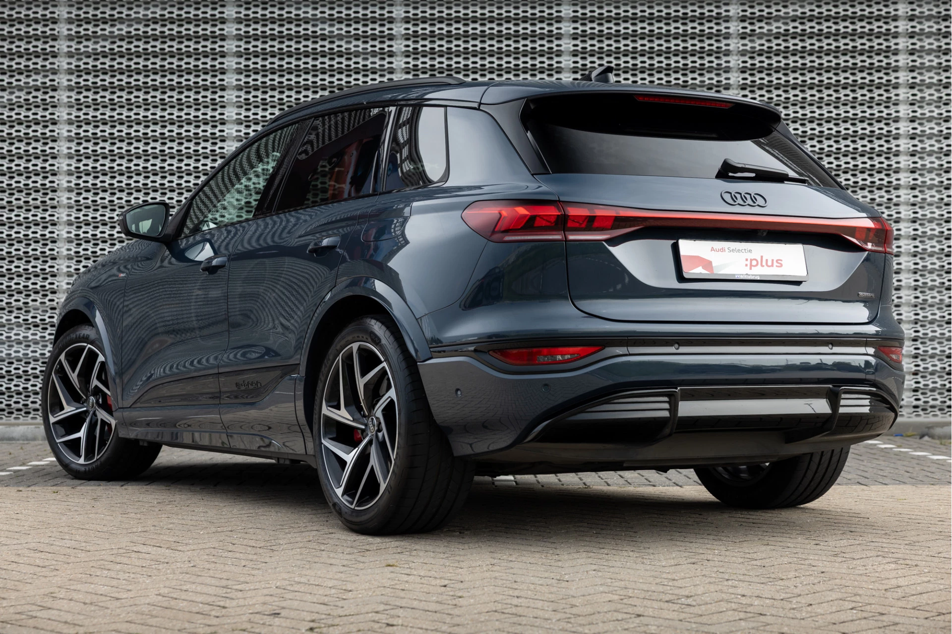 Audi Q6 e-tron