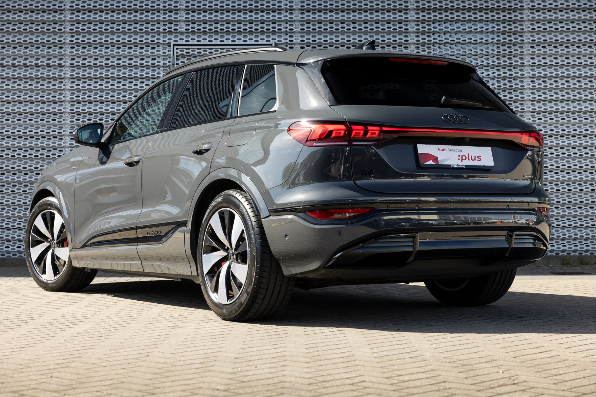 Audi Q6 e-tron