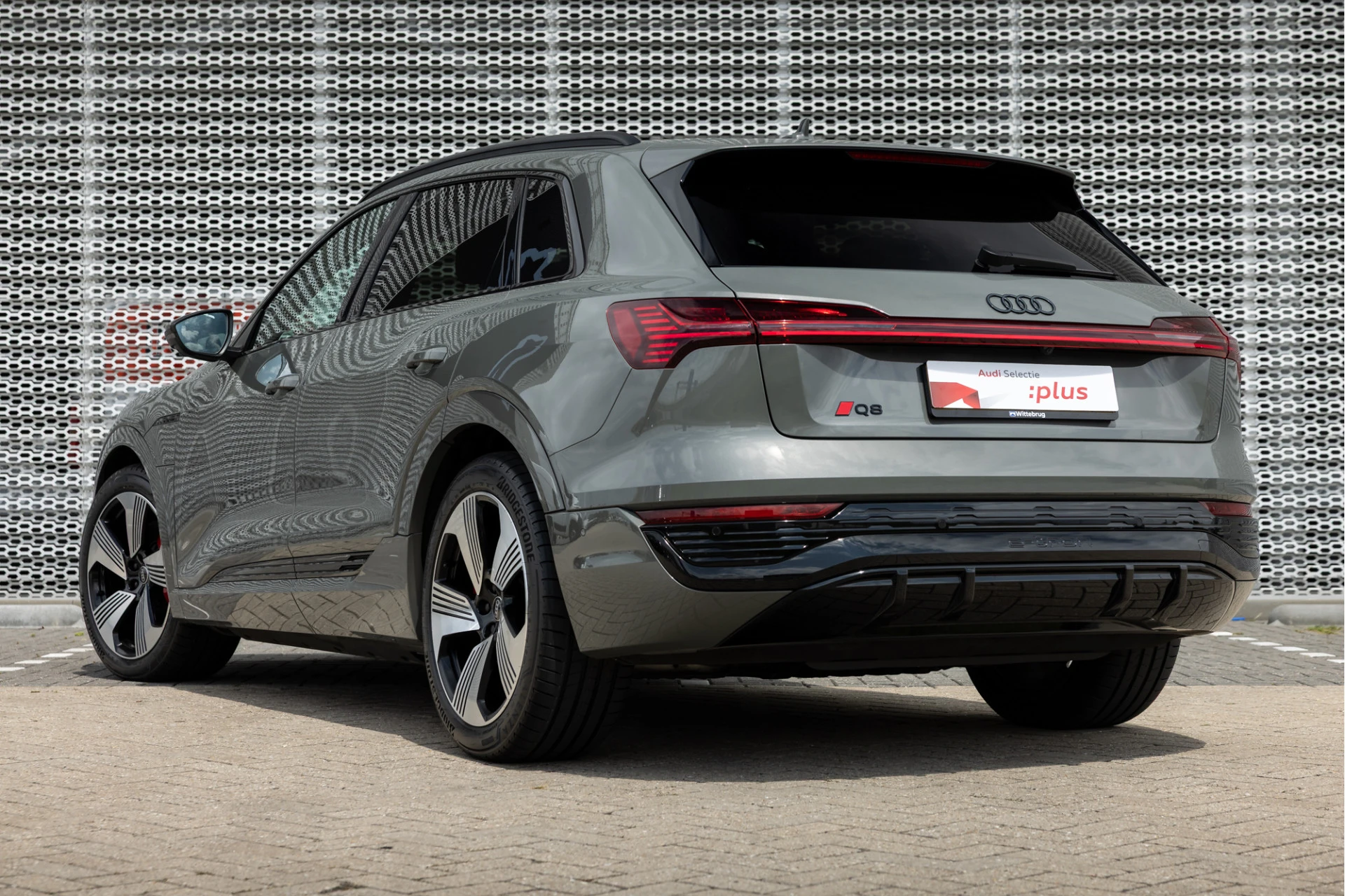 Audi Q8 e-tron