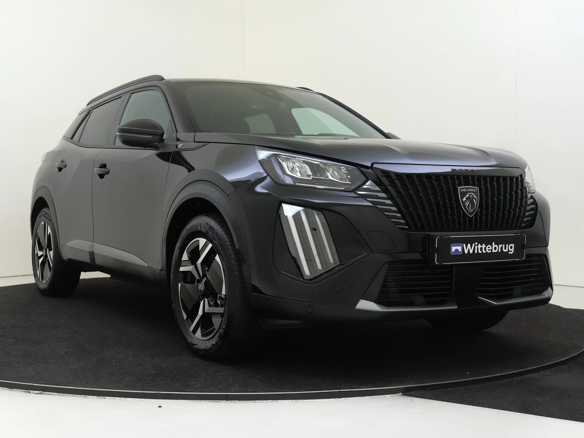 Peugeot e-2008