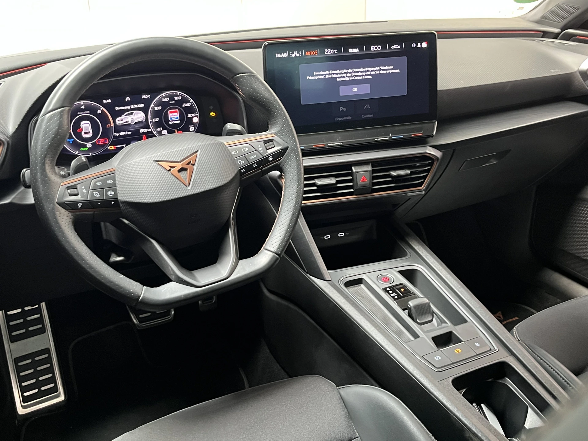 Cupra León