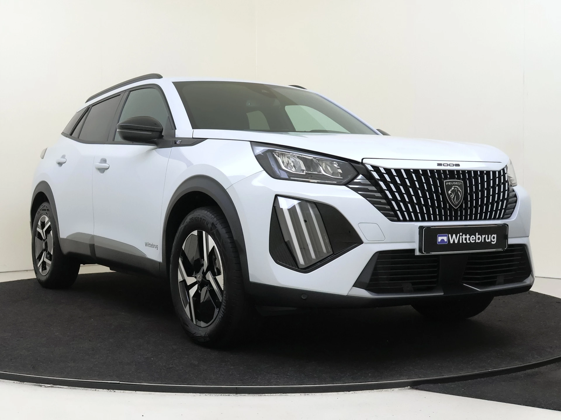 Peugeot e-2008