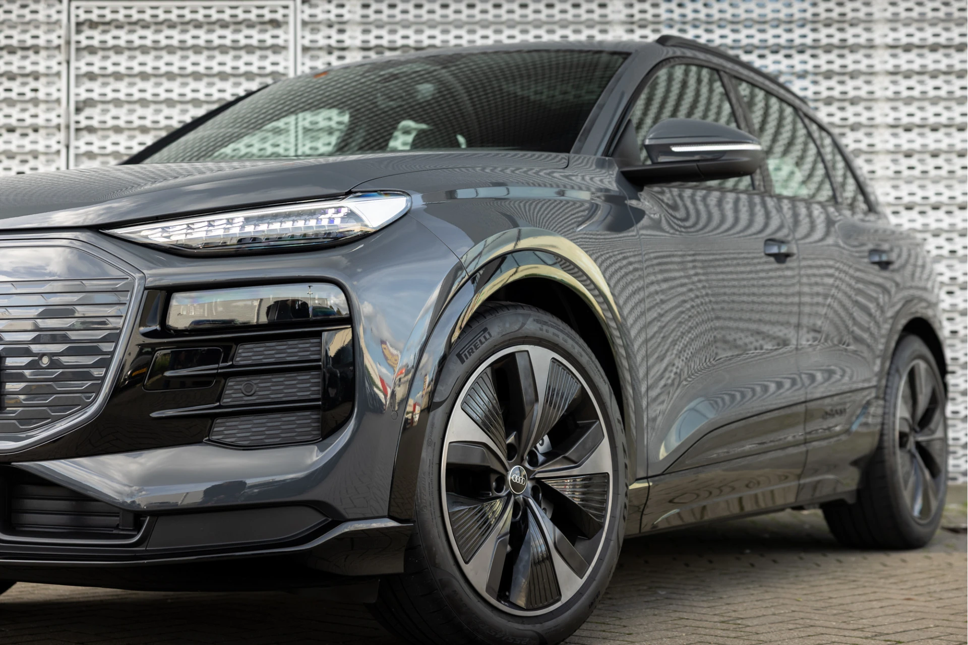 Audi Q6 e-tron
