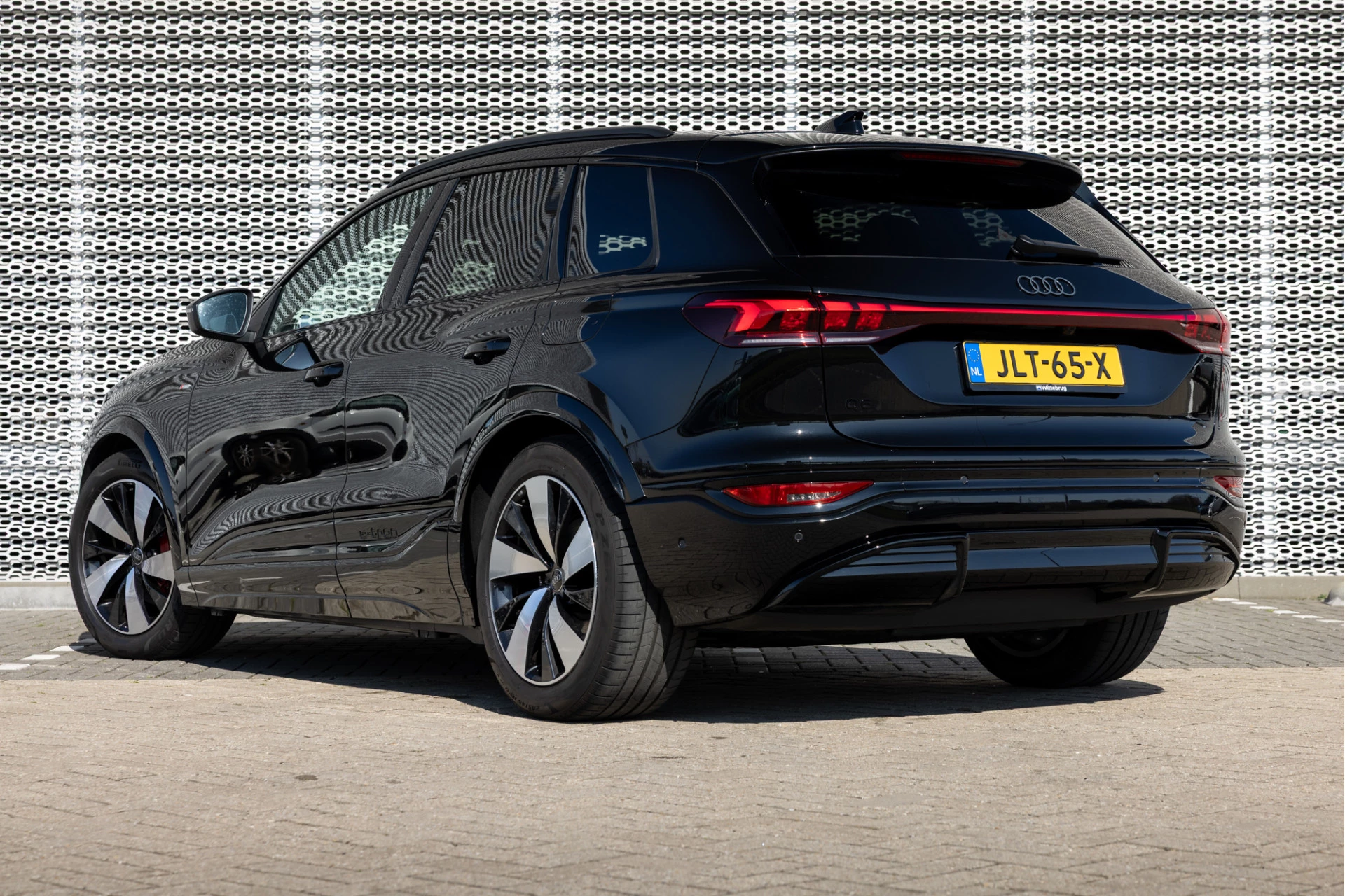 Audi Q6 e-tron