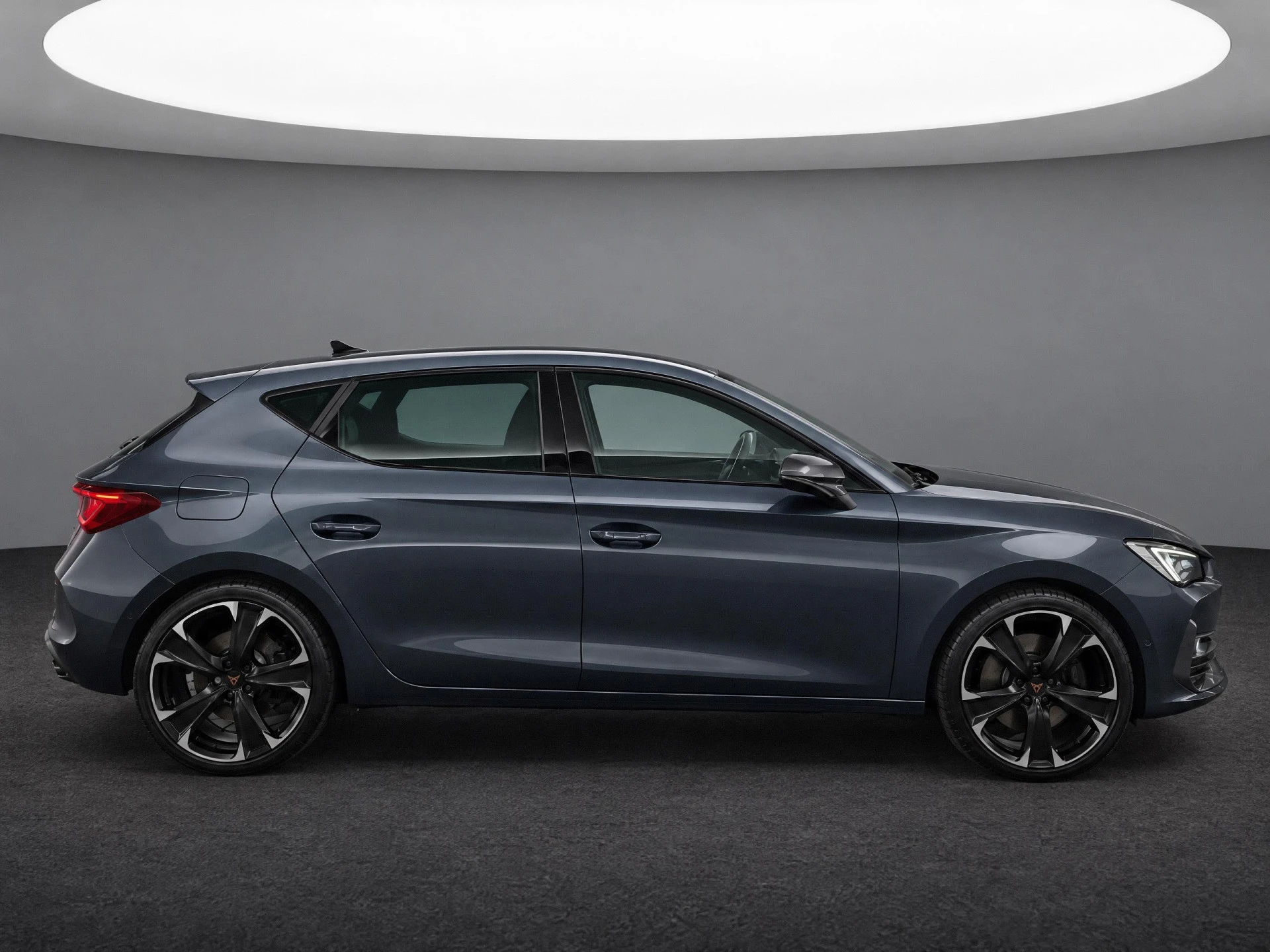 Cupra León