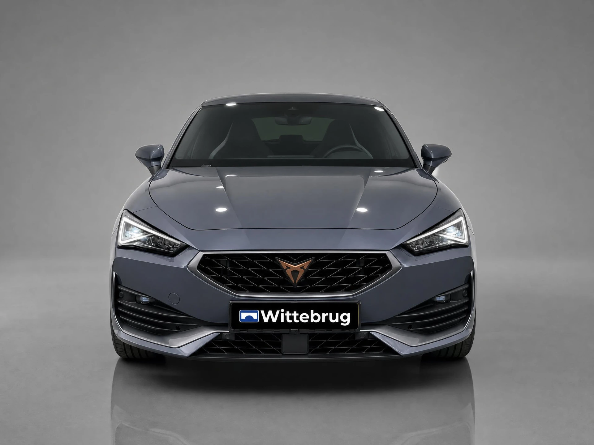 Cupra León