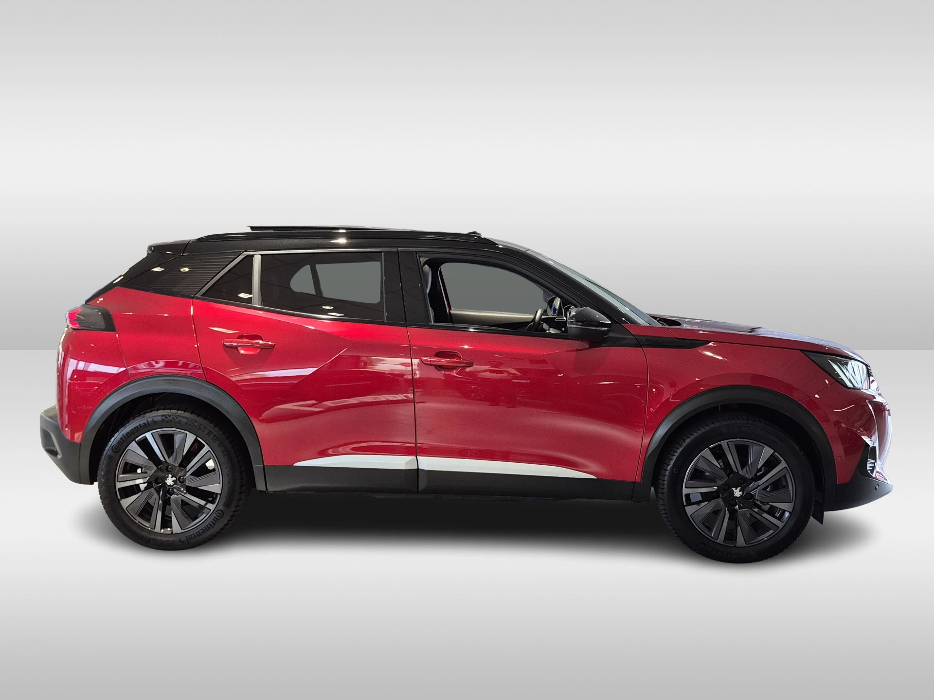Peugeot e-2008