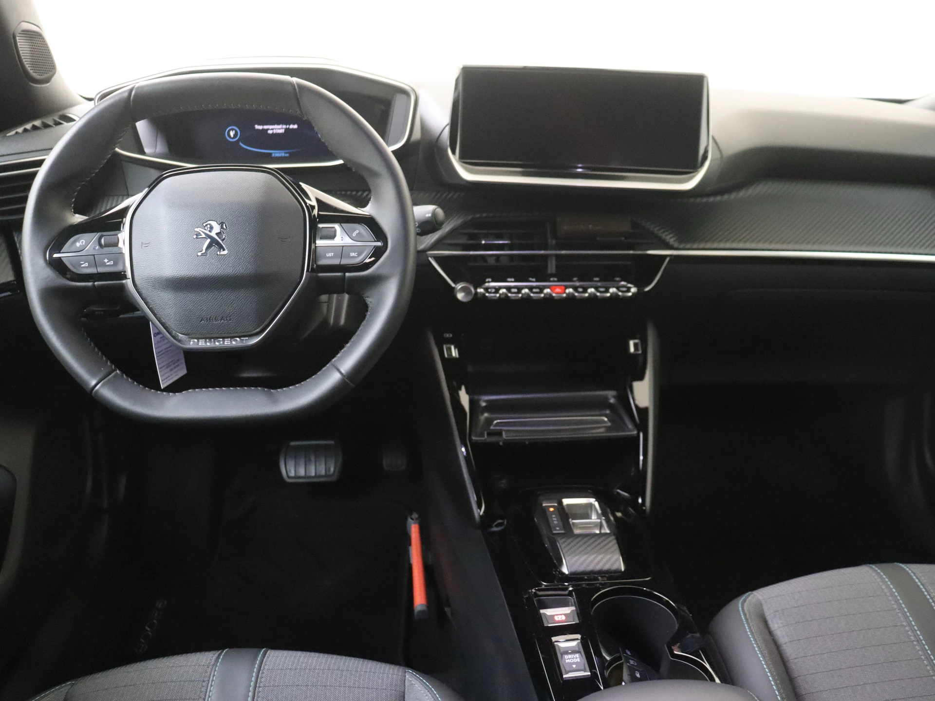 Peugeot e-2008