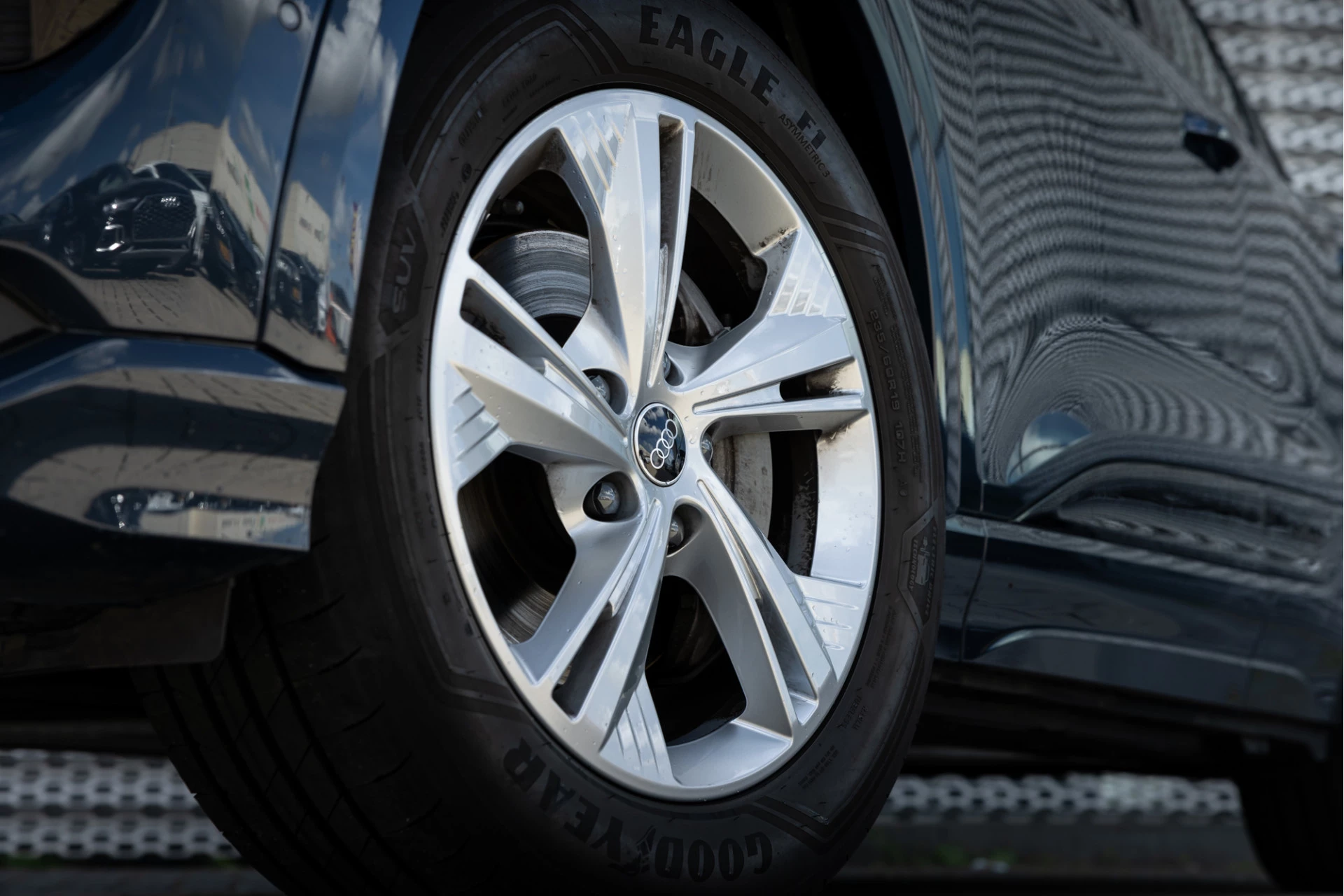 Audi Q6 e-tron