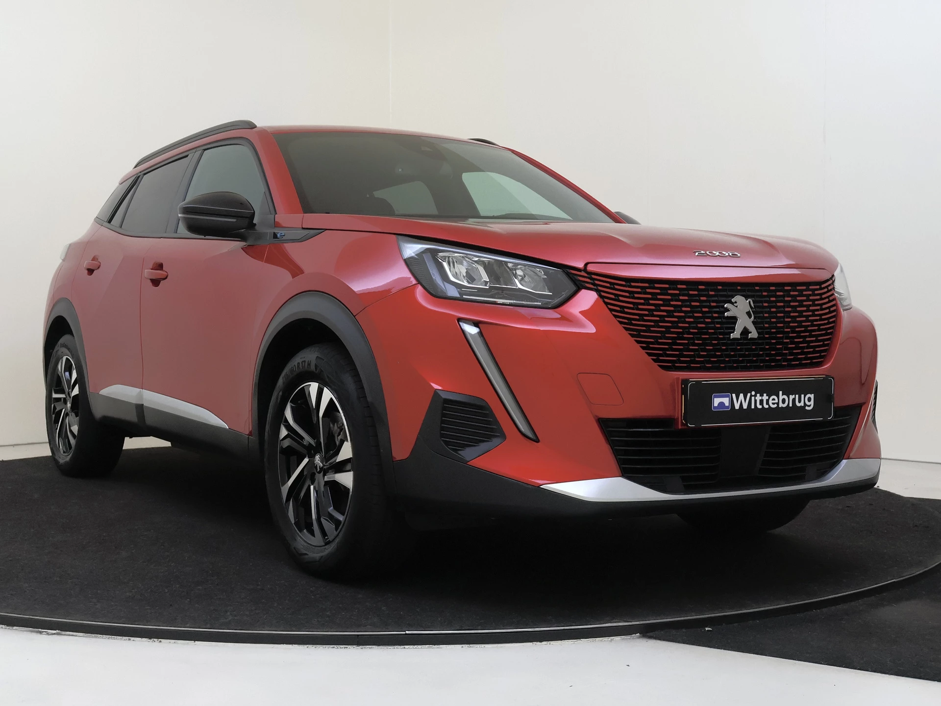 Peugeot e-2008
