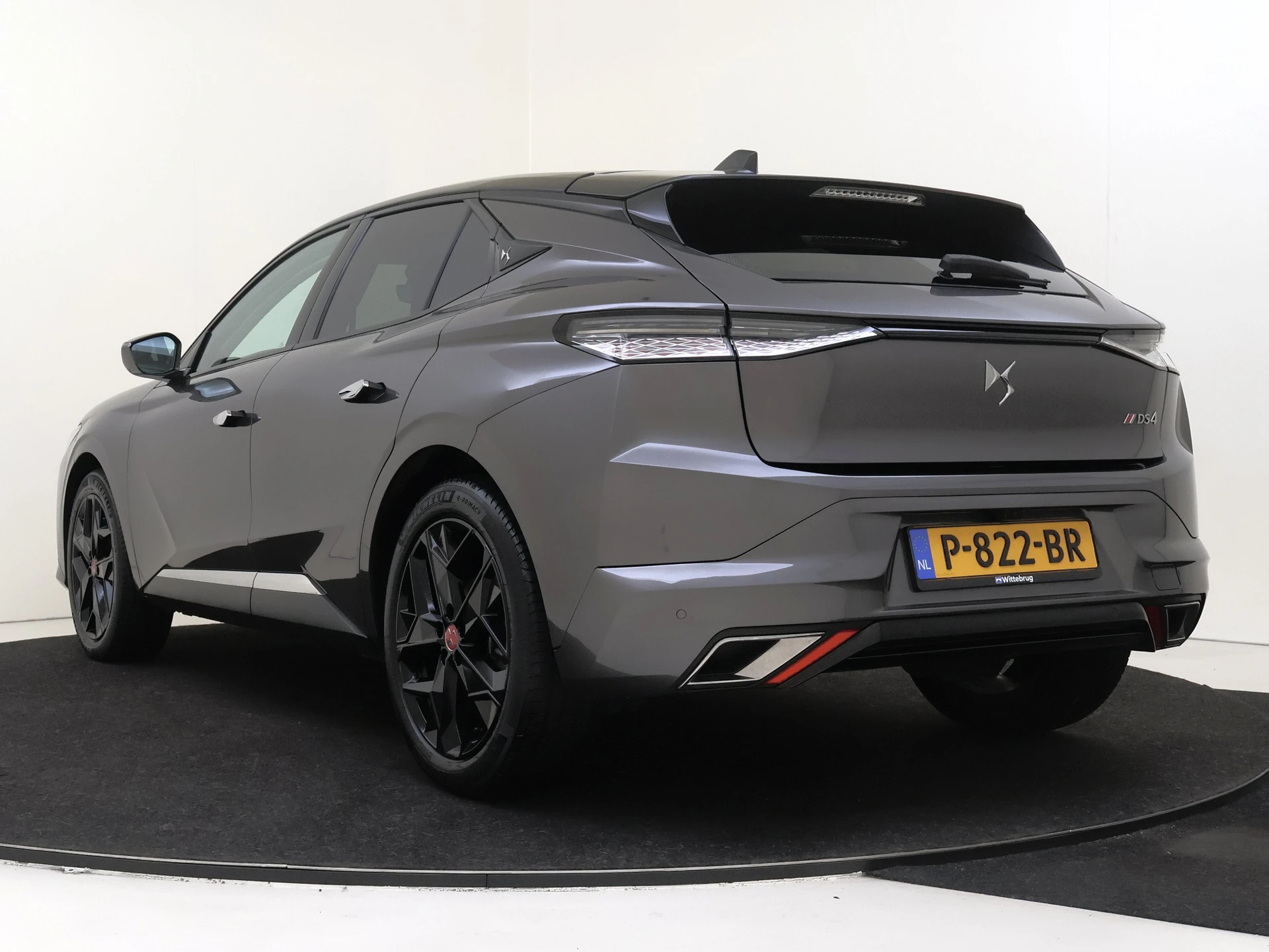 DS DS 4