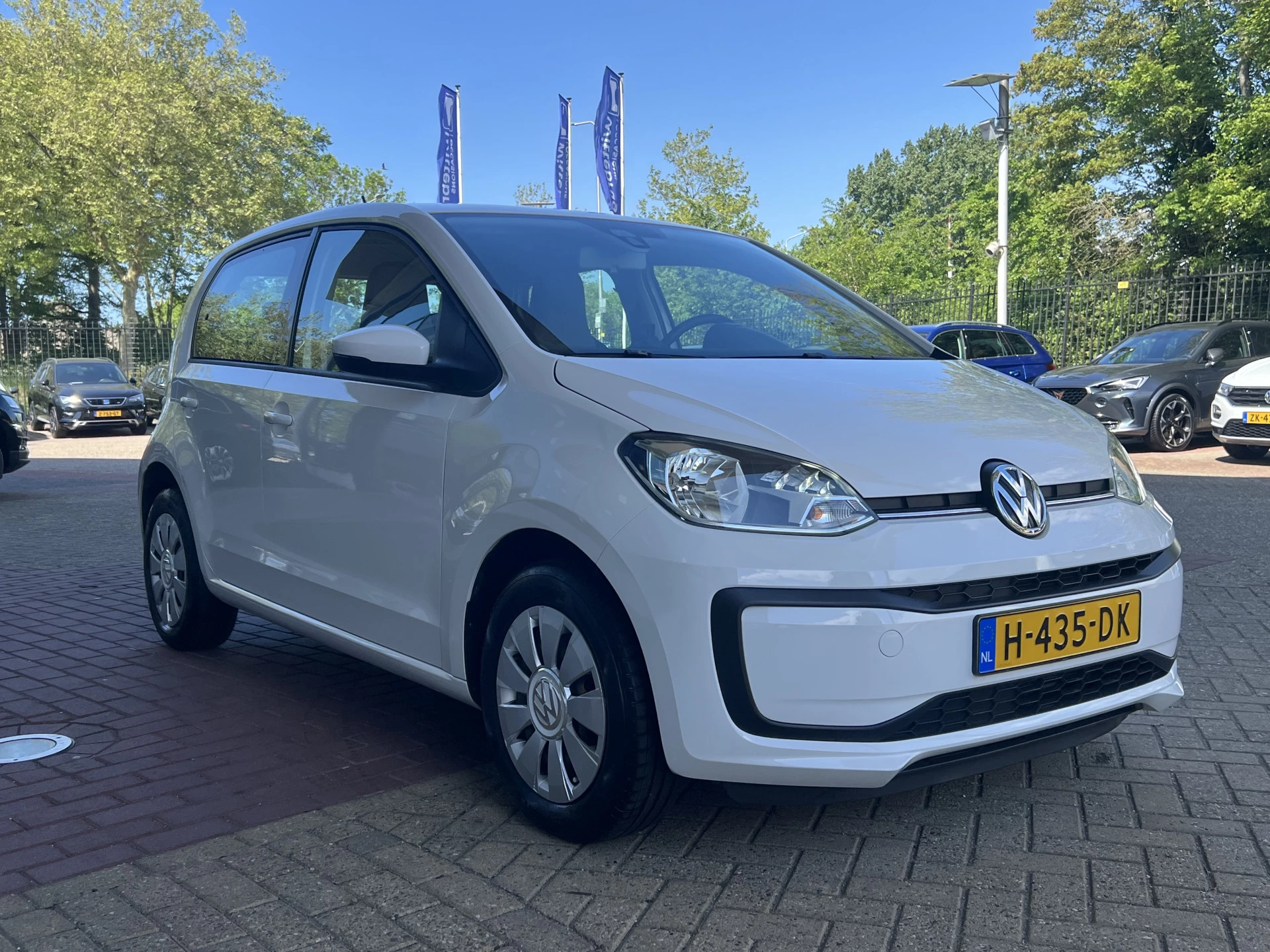 Volkswagen up!