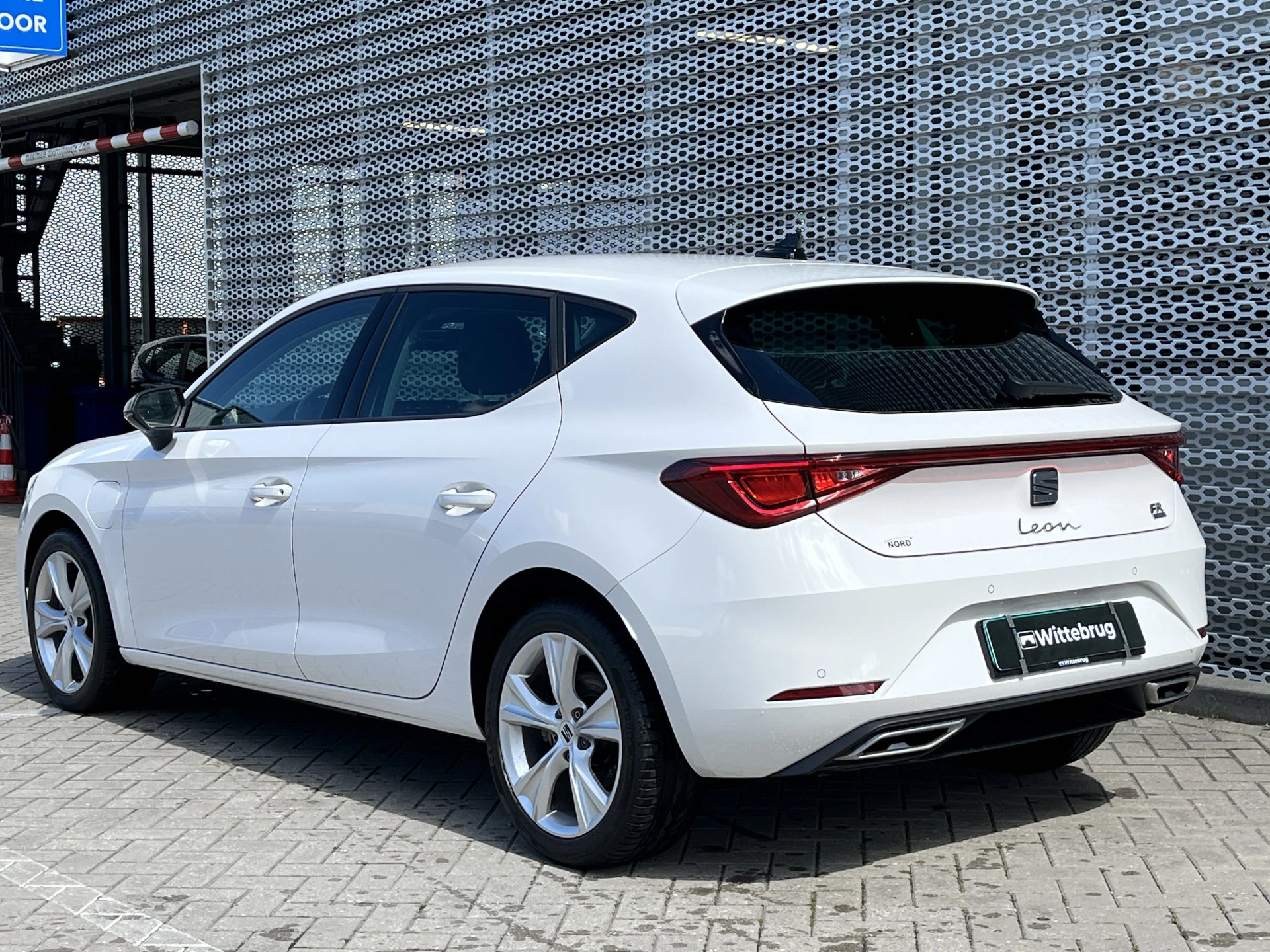 SEAT León