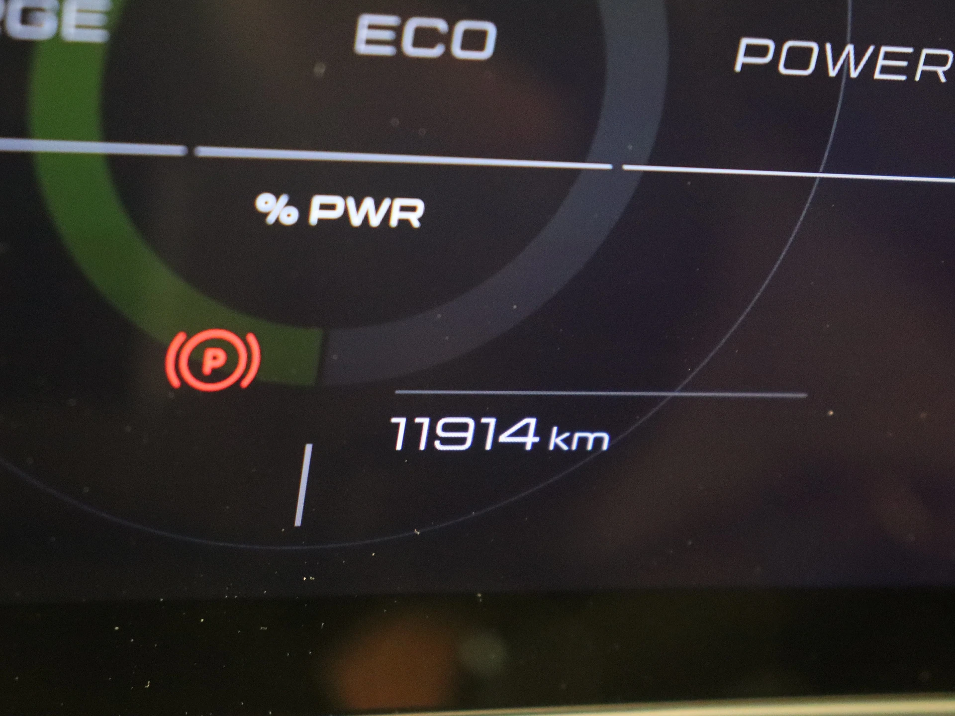 Peugeot e-3008