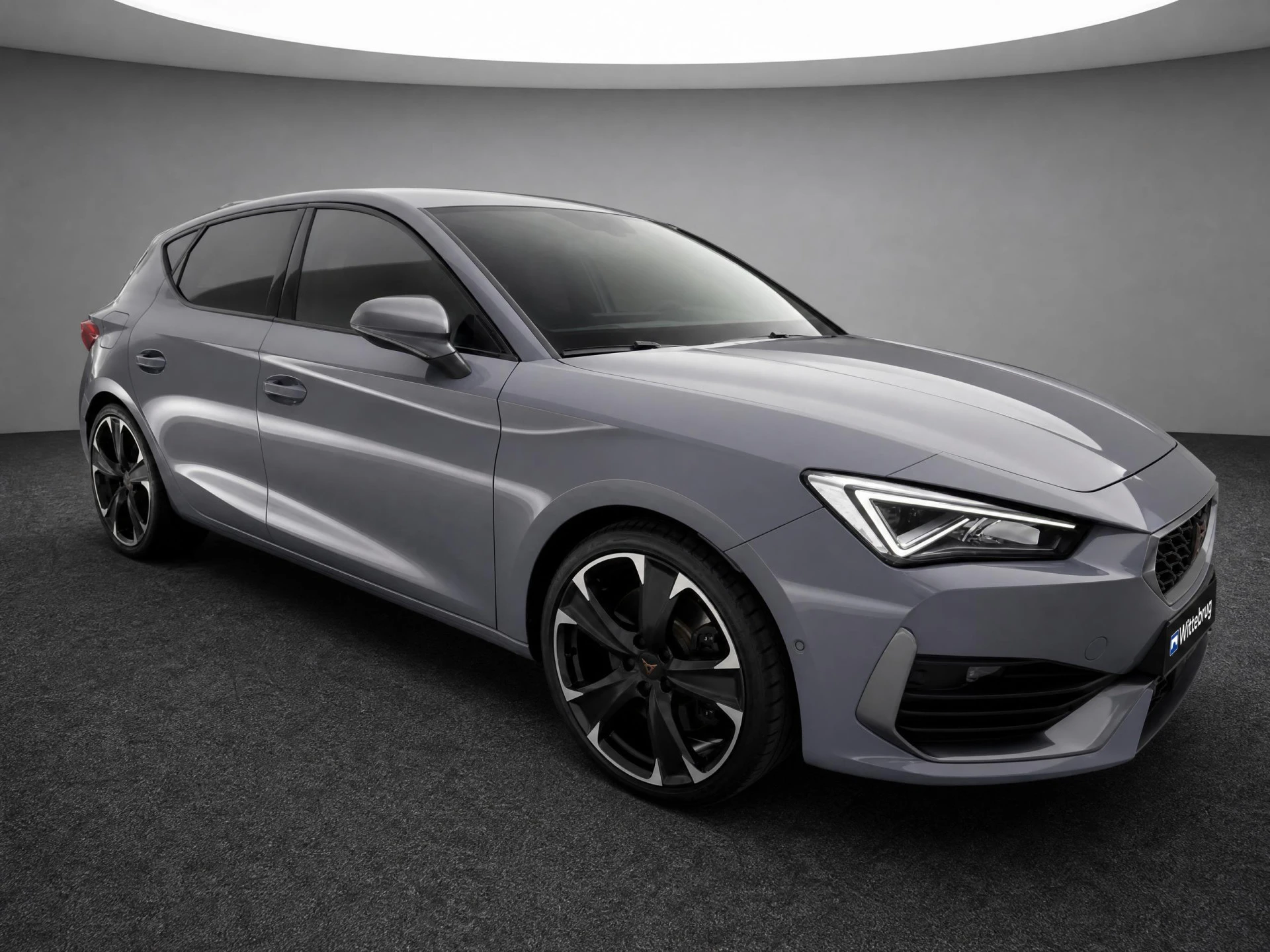 Cupra León