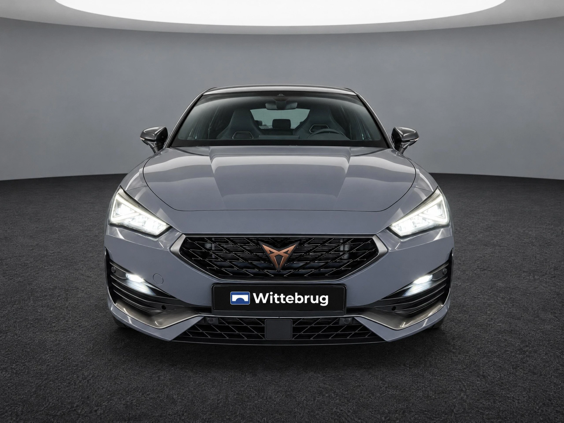Cupra León