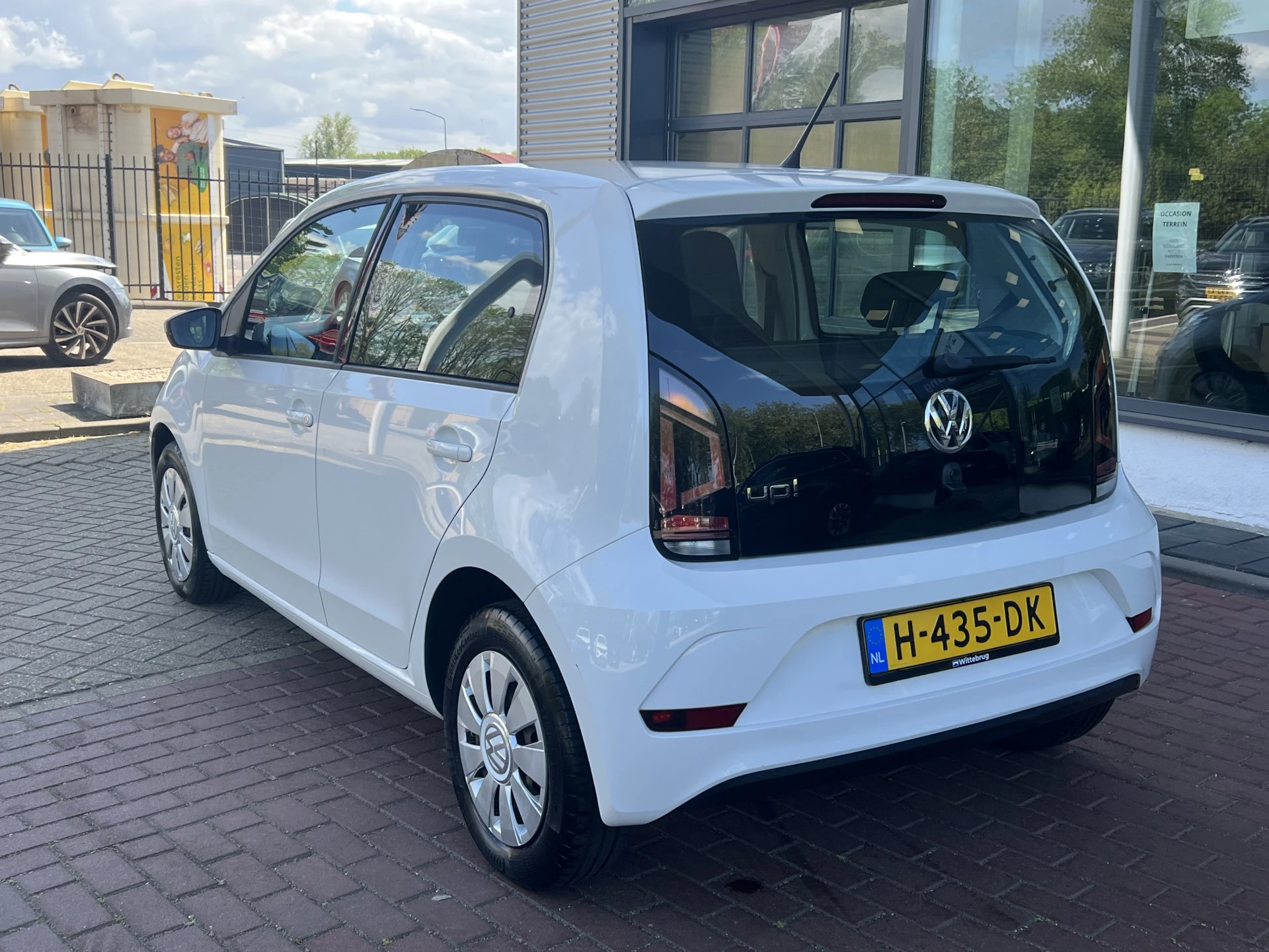 Volkswagen up!