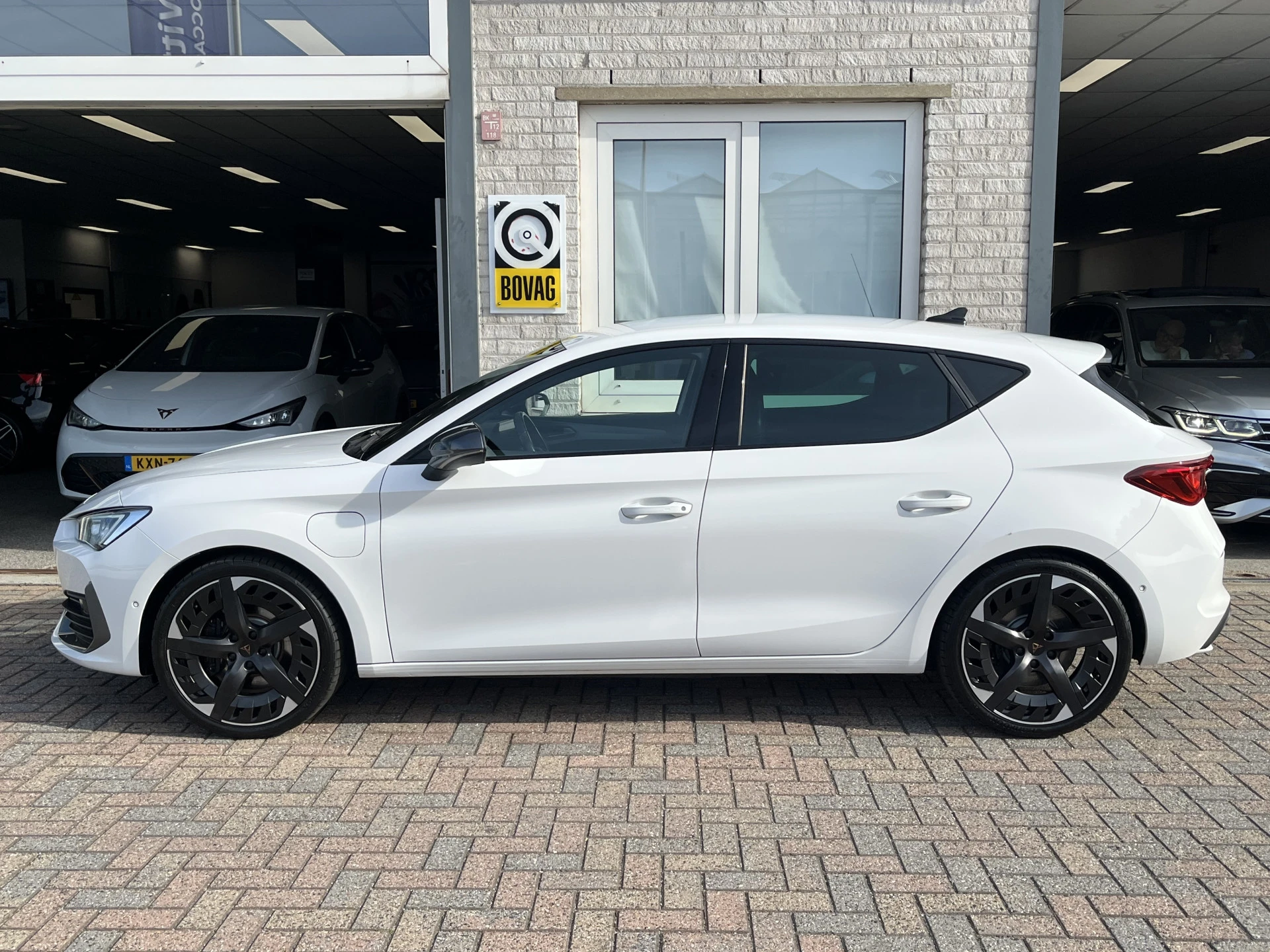 Cupra León