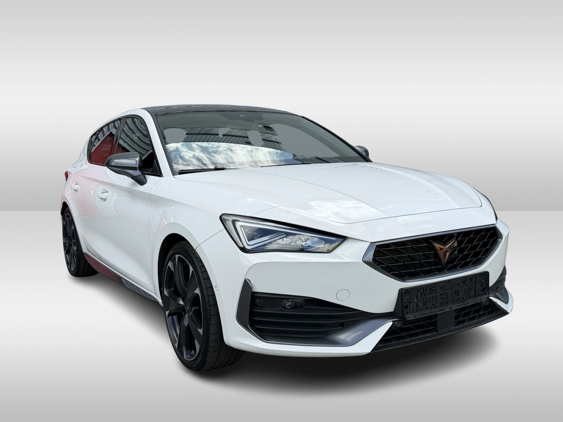 Cupra León