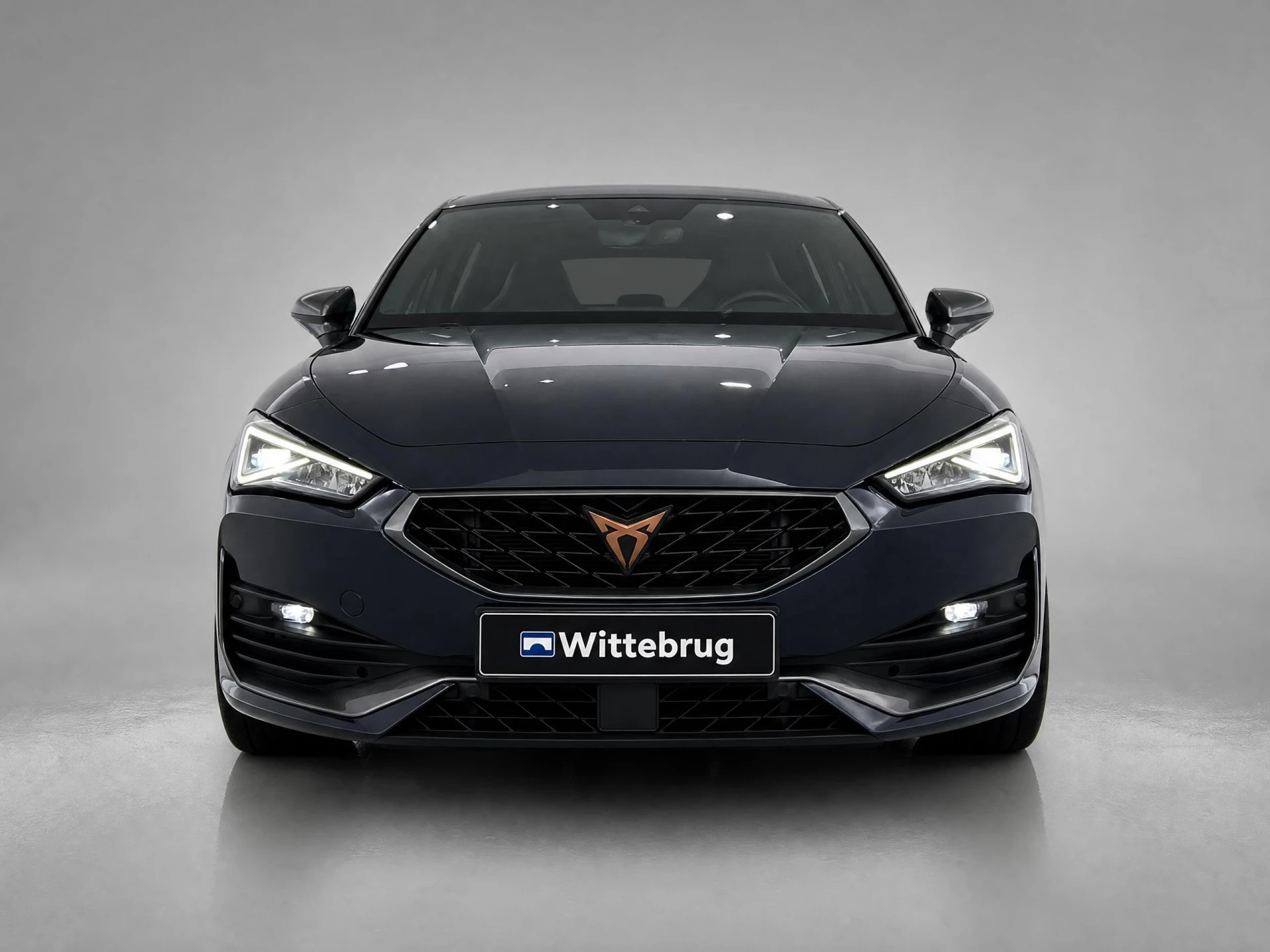Cupra León
