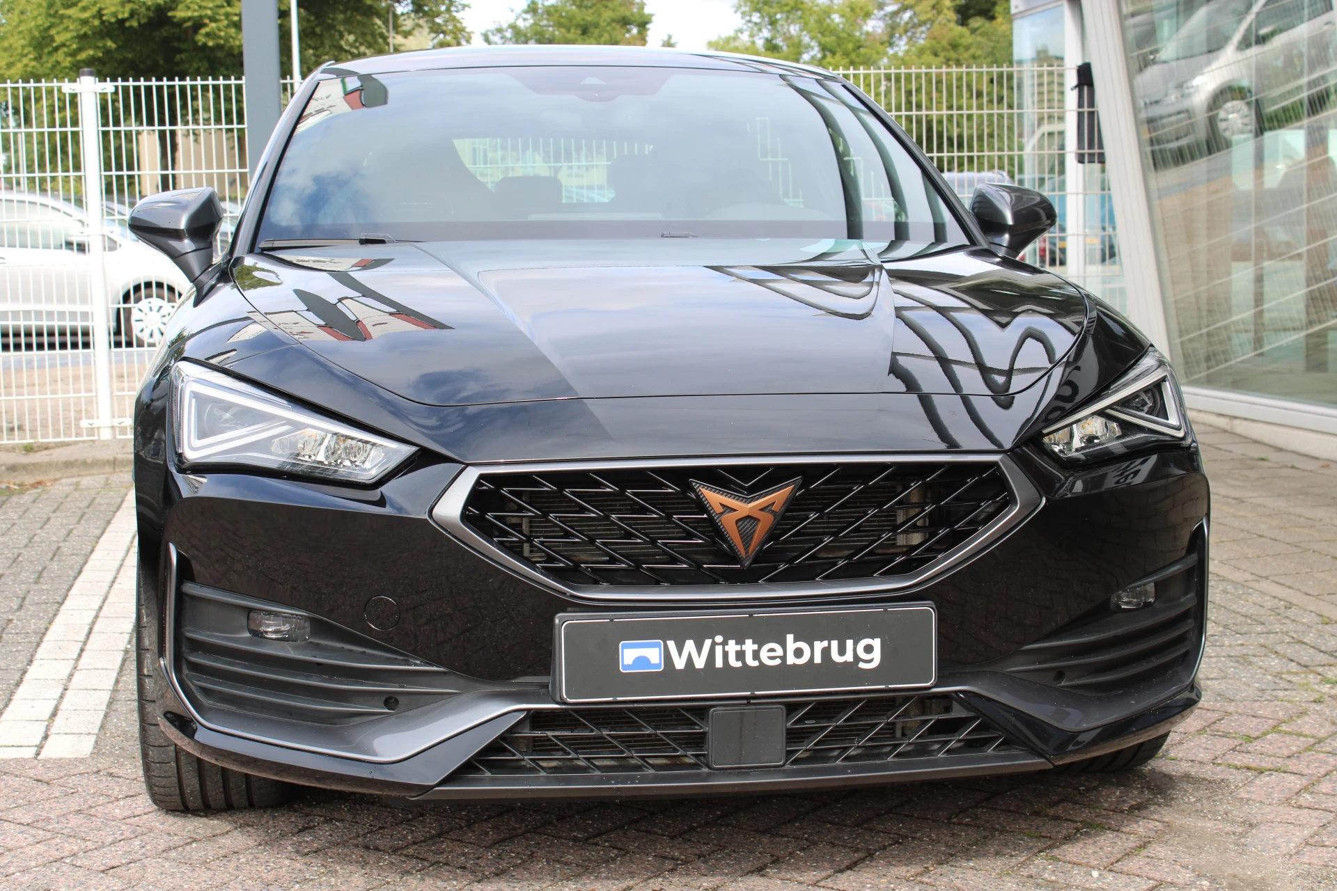 Cupra León