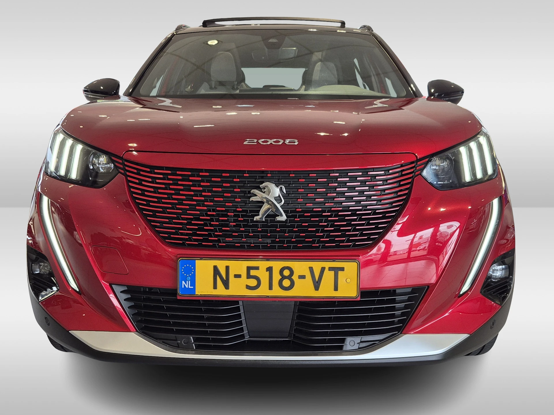 Peugeot e-2008