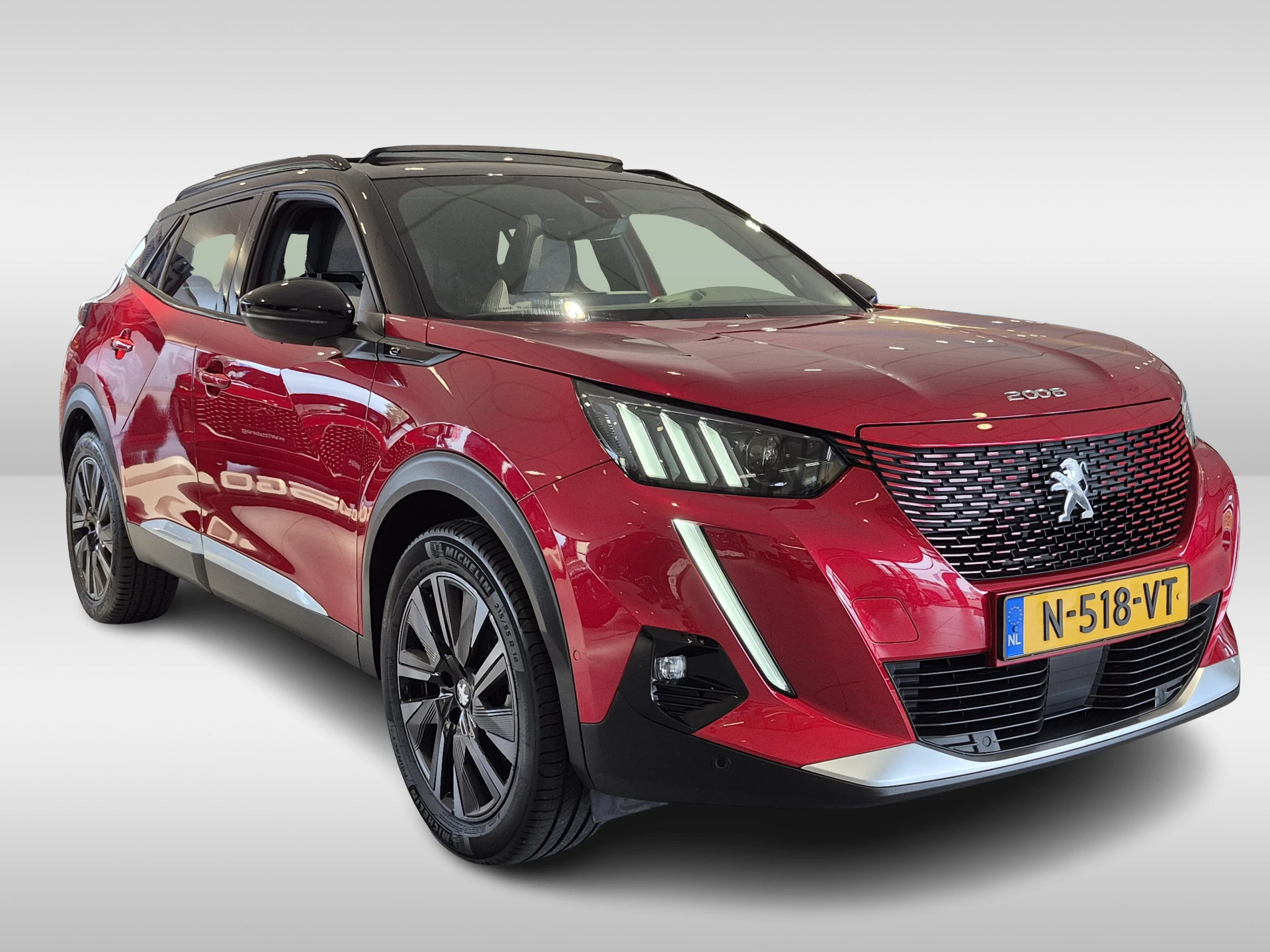 Peugeot e-2008