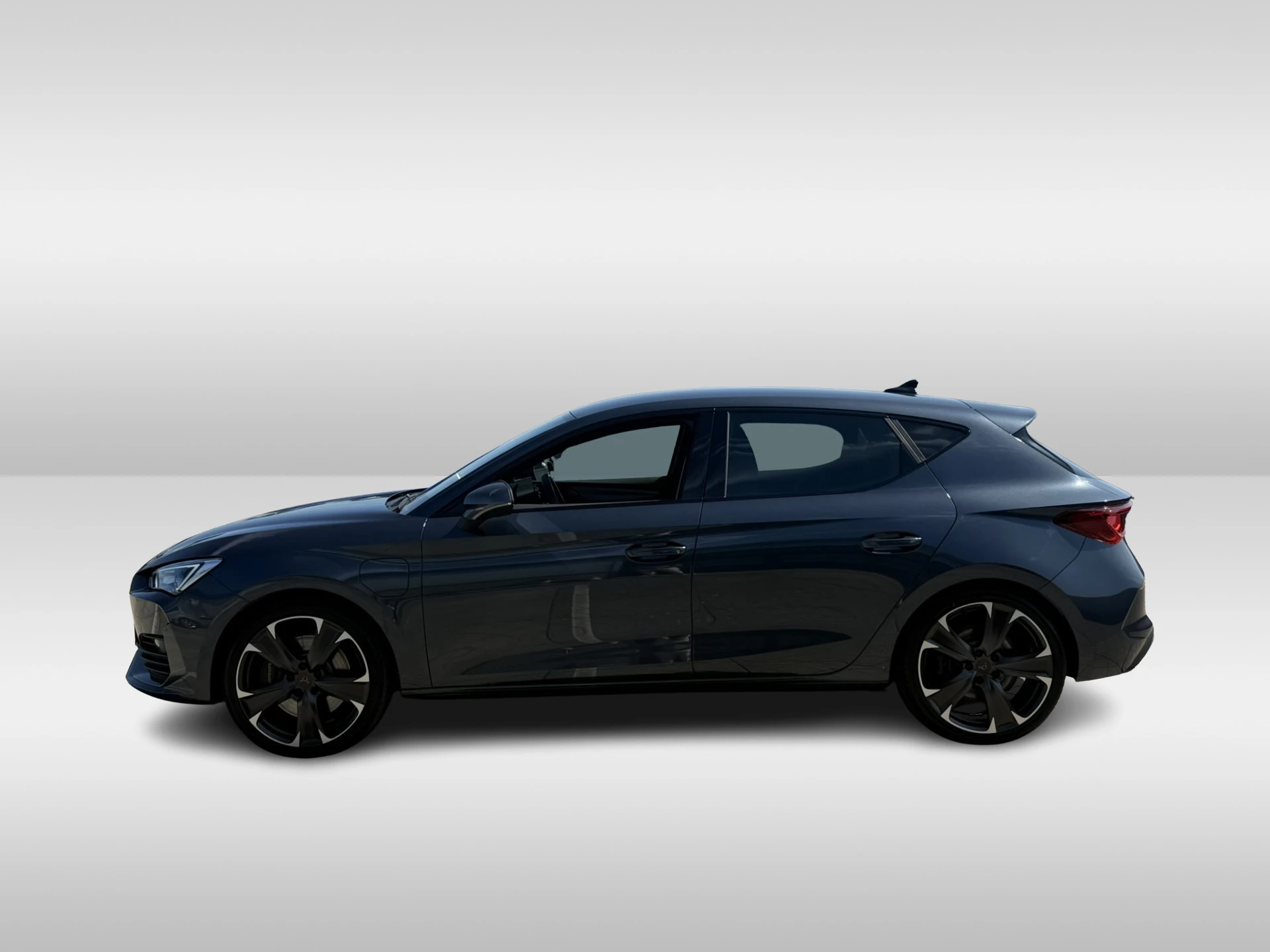 Cupra León