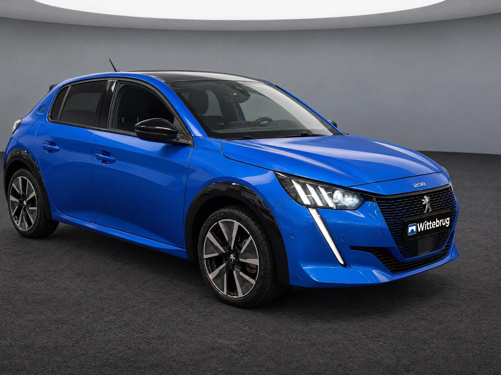 Peugeot e-208
