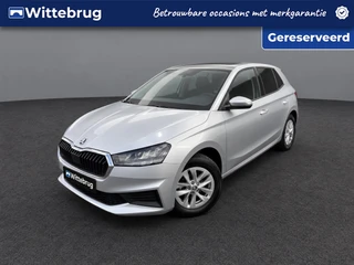 Škoda Fabia 1.0 TSI 95pk Ambition / navigatie by APP / LM 15 inch / LED / Pakeersensoren A / Airco
