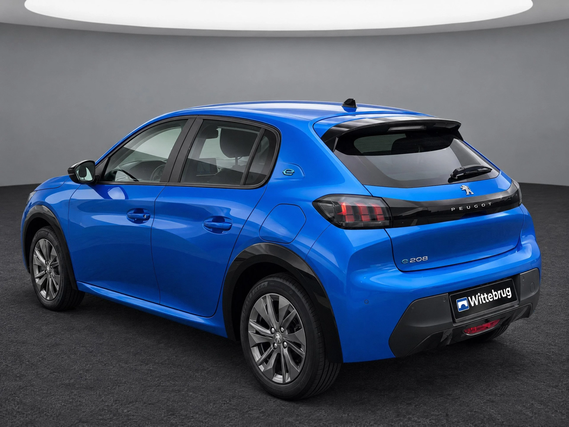 Peugeot e-208