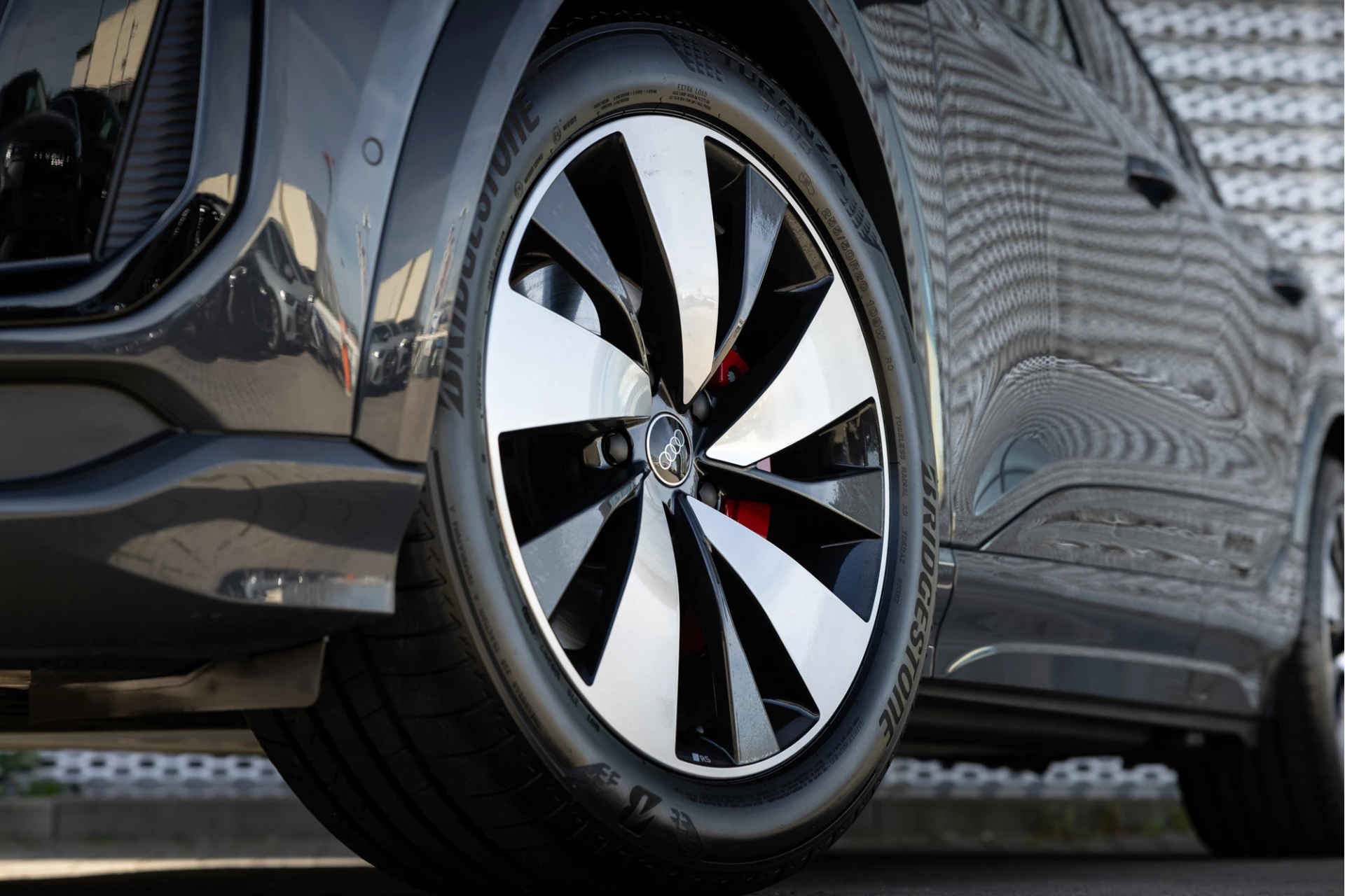 Audi Q6 e-tron