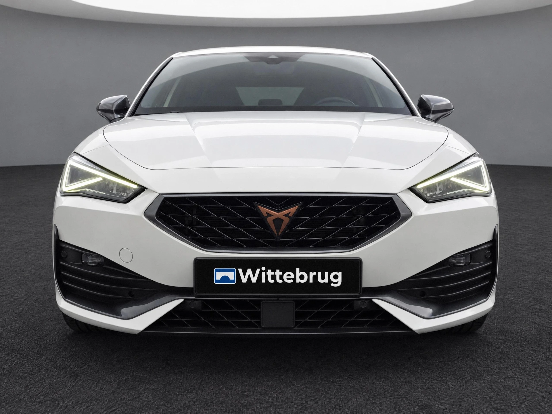 Cupra León