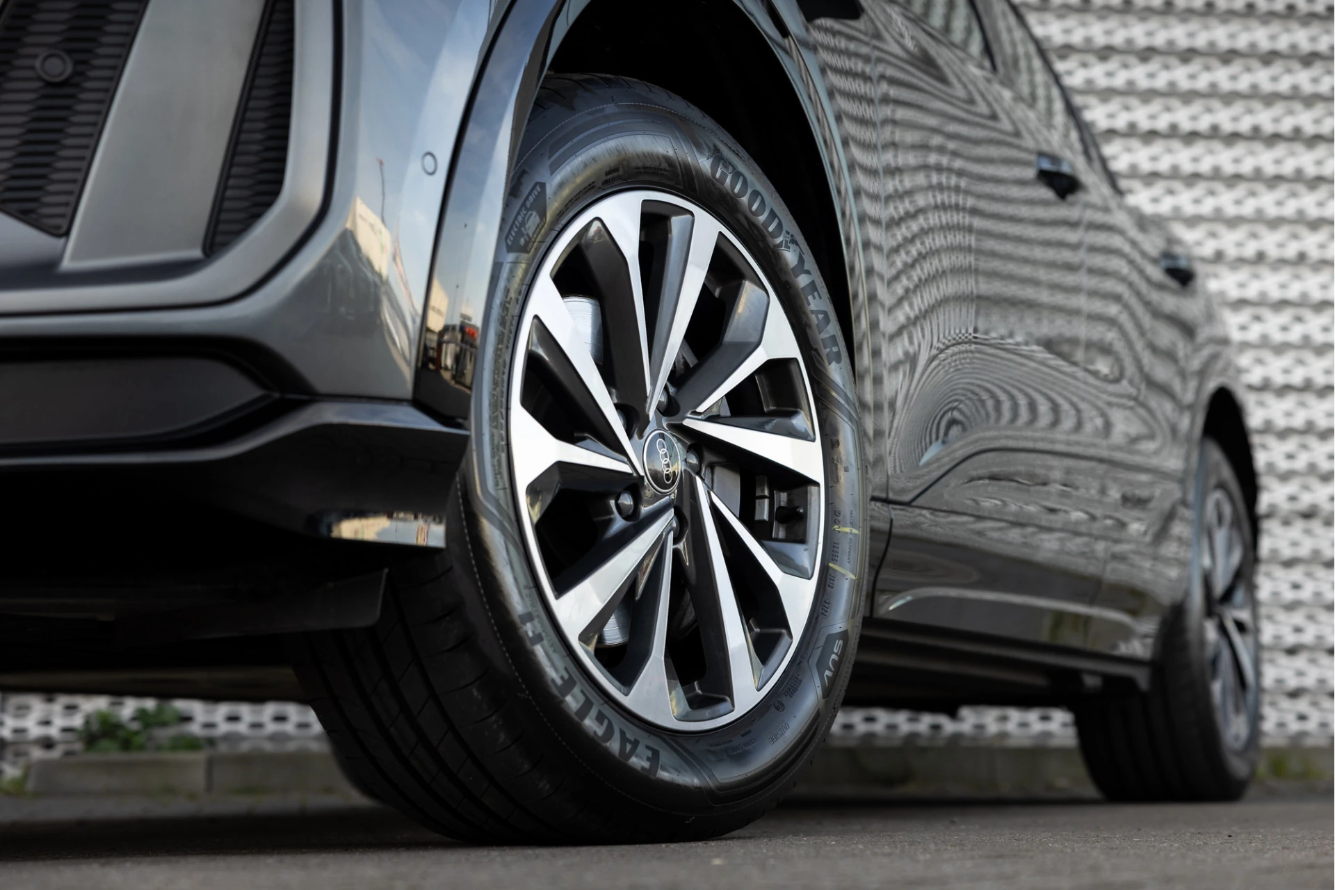 Audi Q6 e-tron