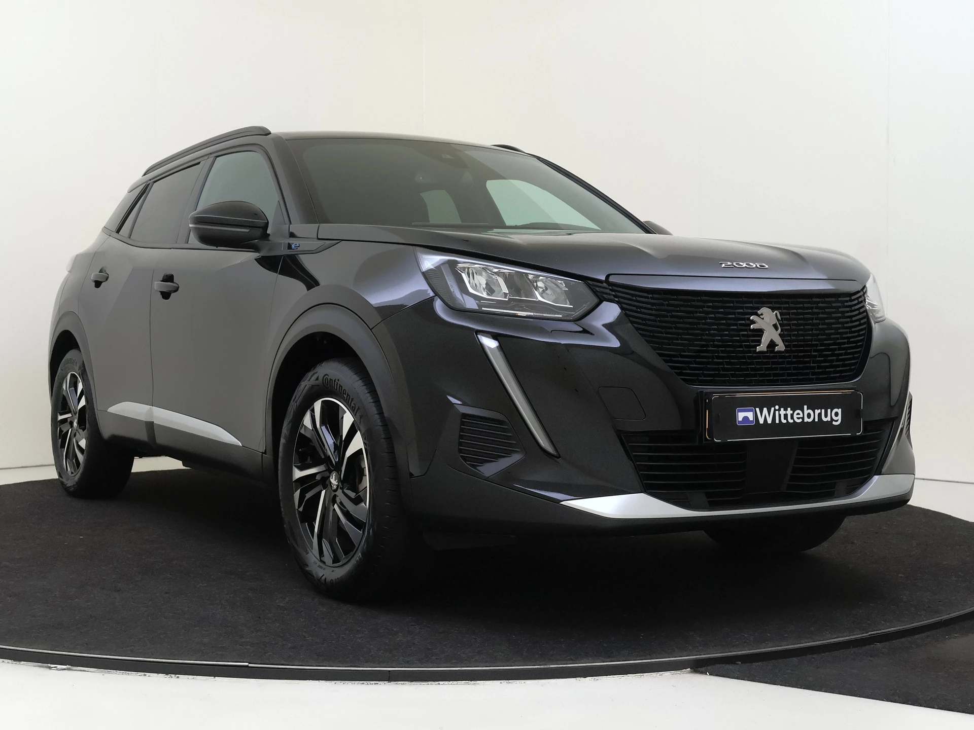 Peugeot e-2008