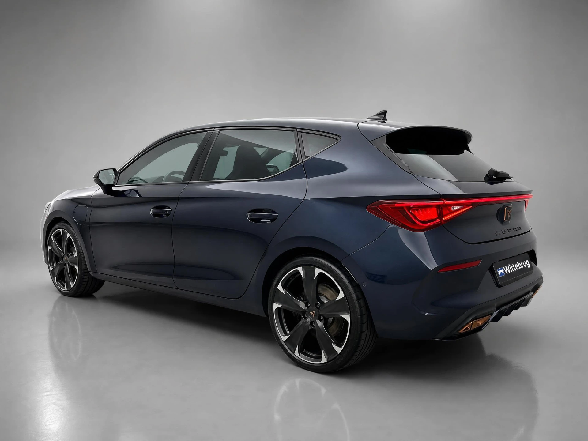 Cupra León