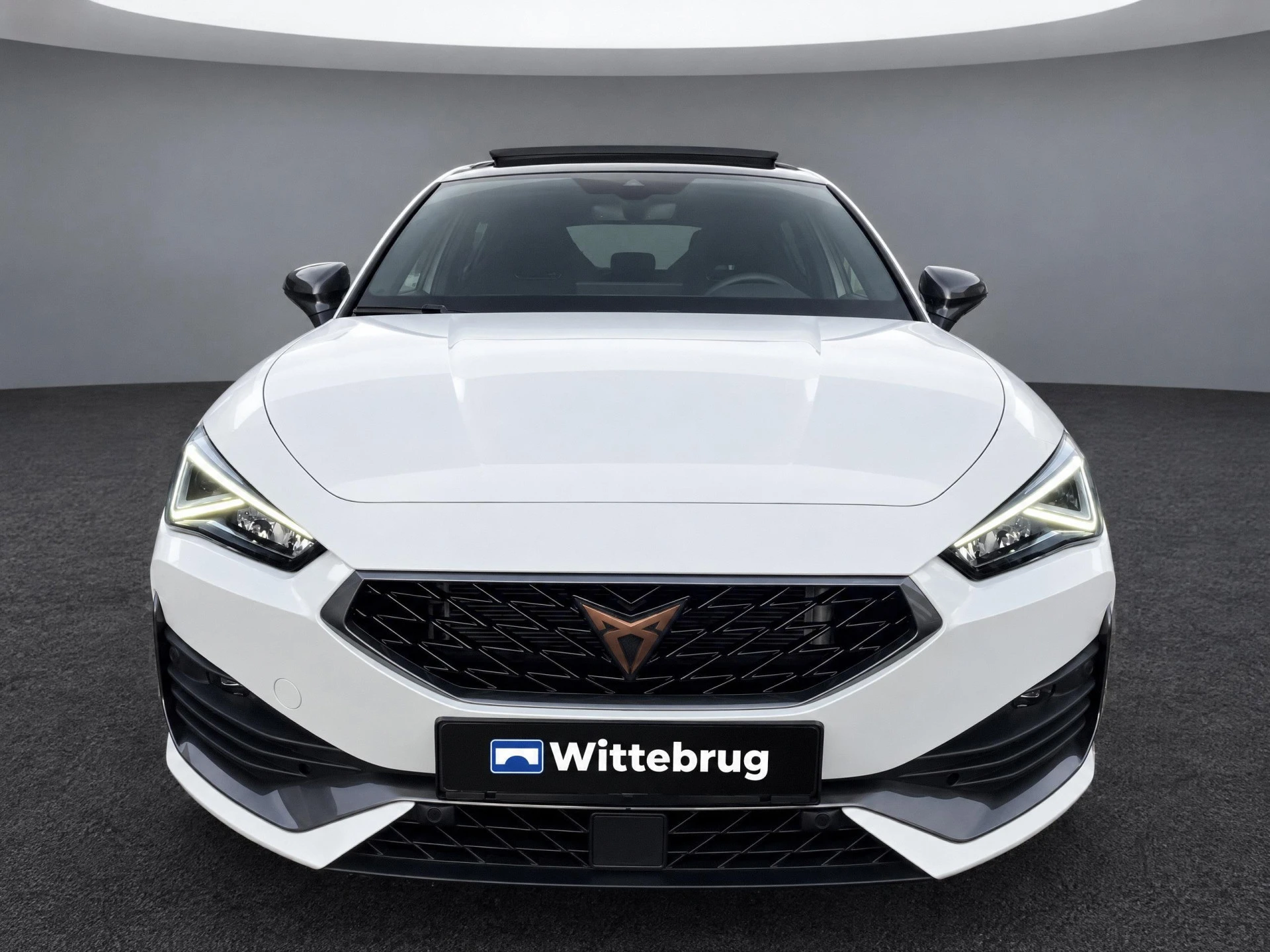 Cupra León