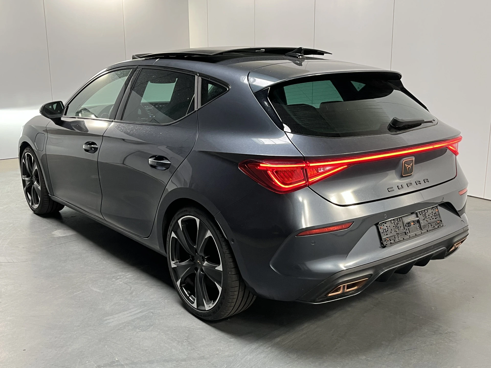 Cupra León