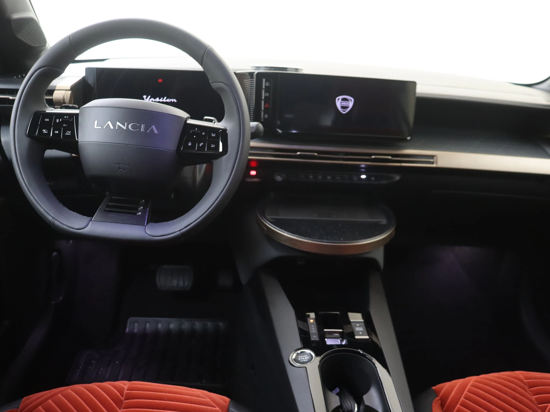 Lancia Ypsilon