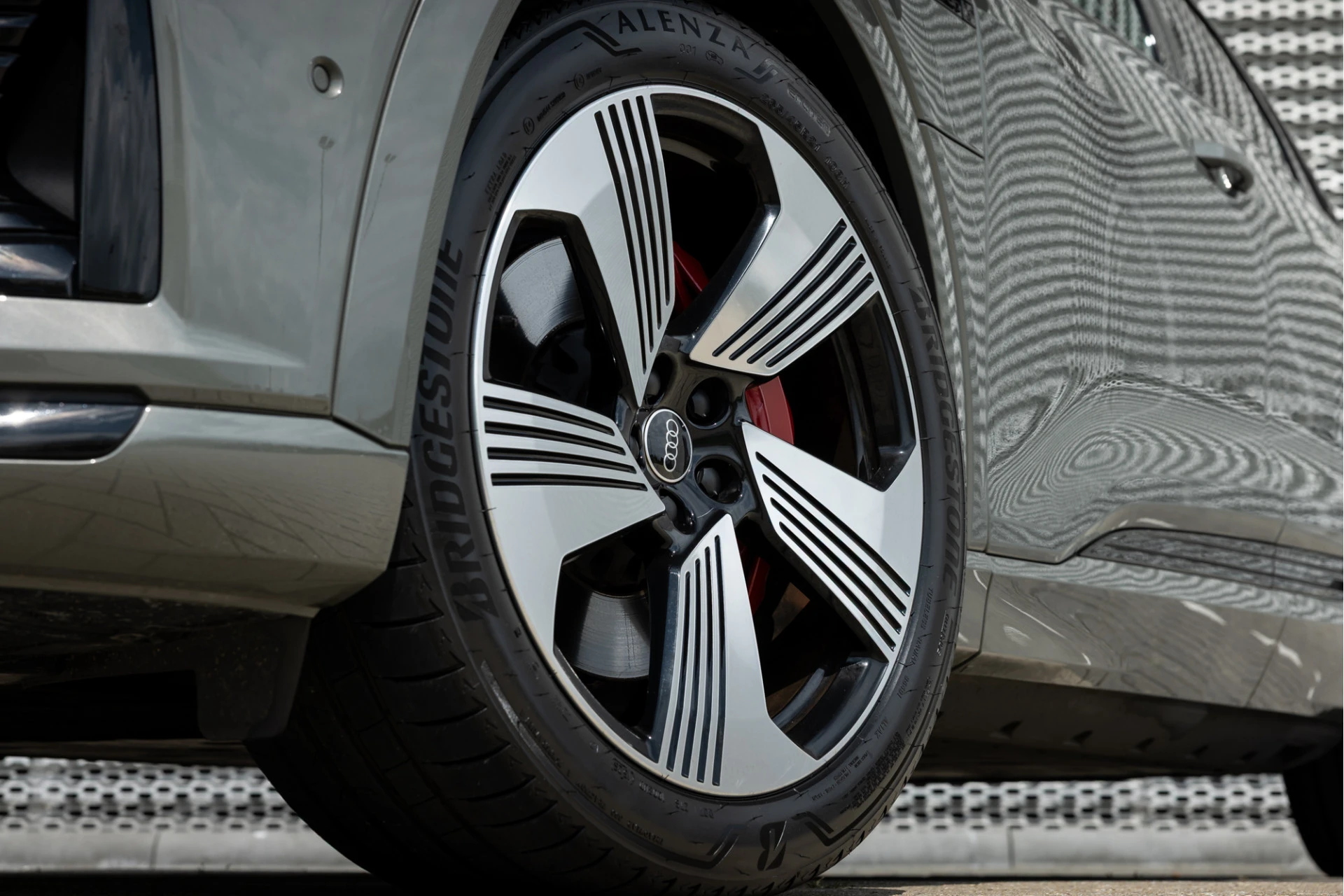 Audi Q8 e-tron