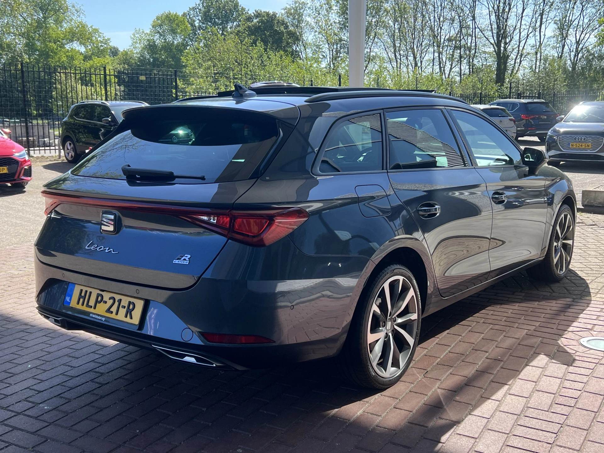 SEAT León