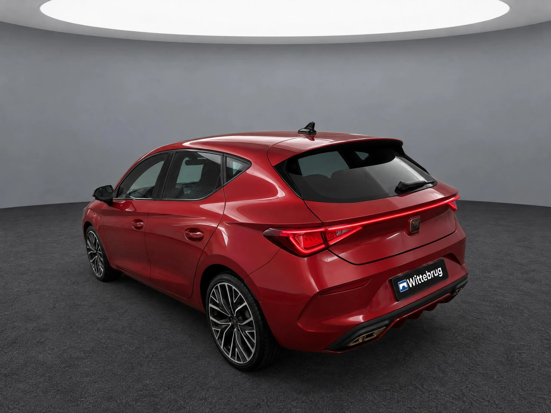 Cupra León