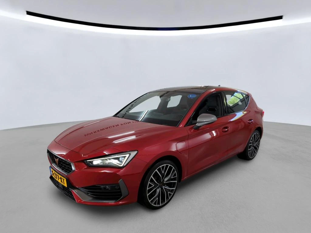 Cupra León