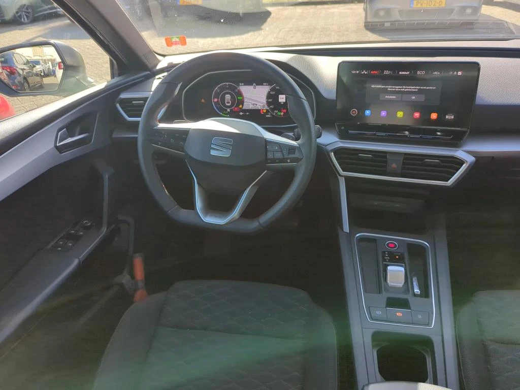SEAT León