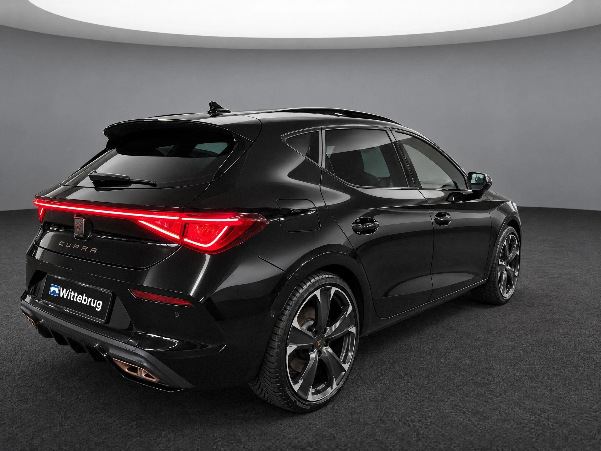 Cupra León