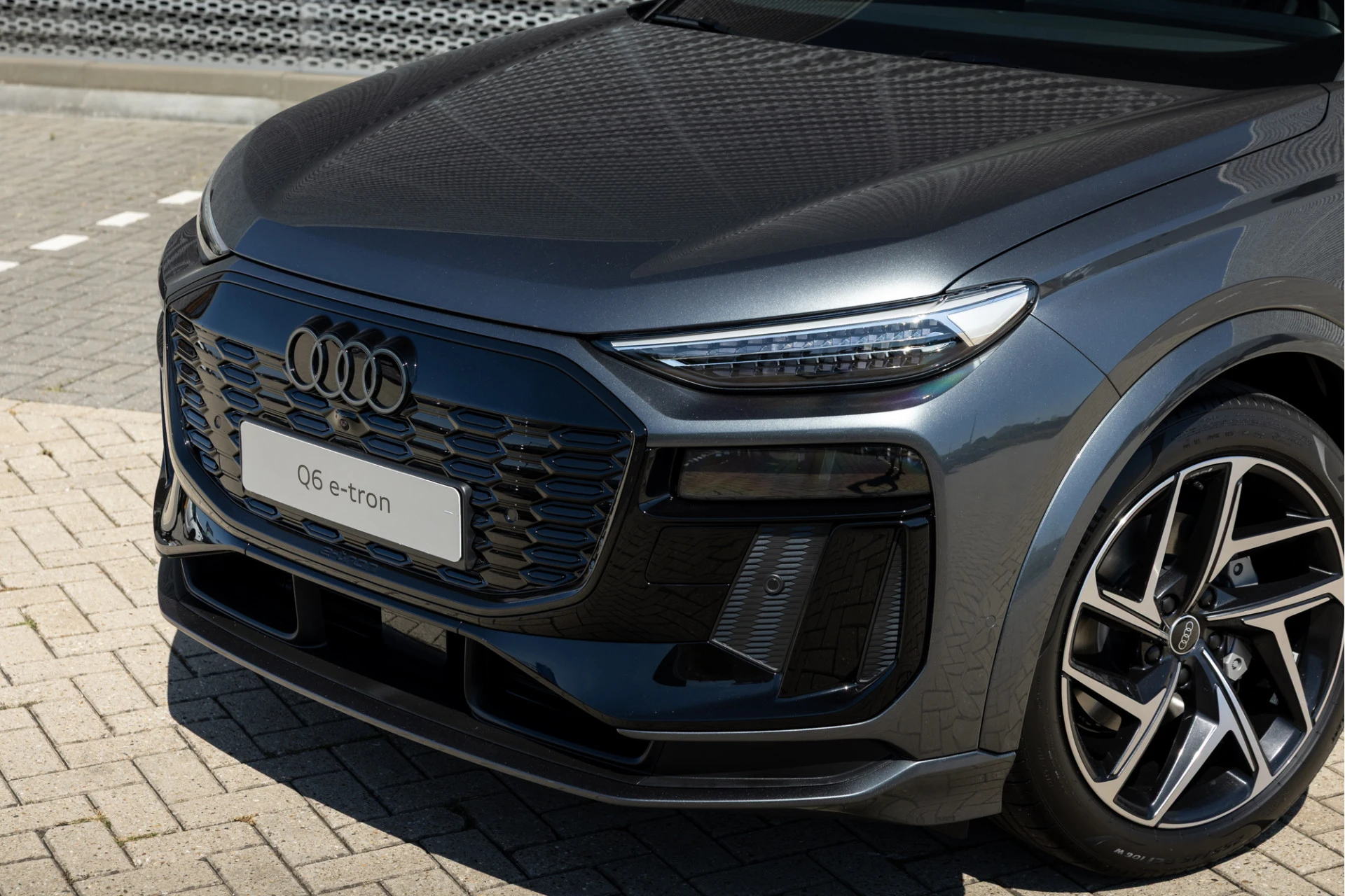 Audi Q6 e-tron