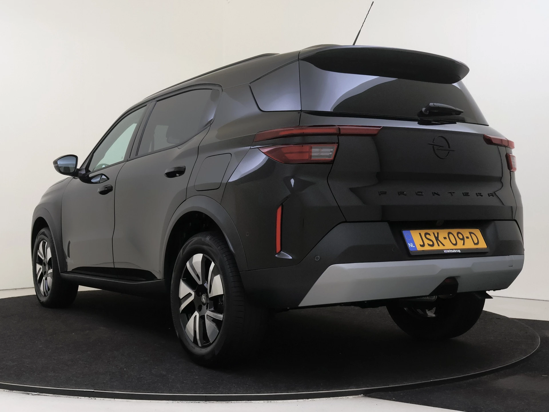 Opel Frontera