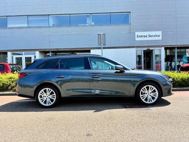 SEAT León