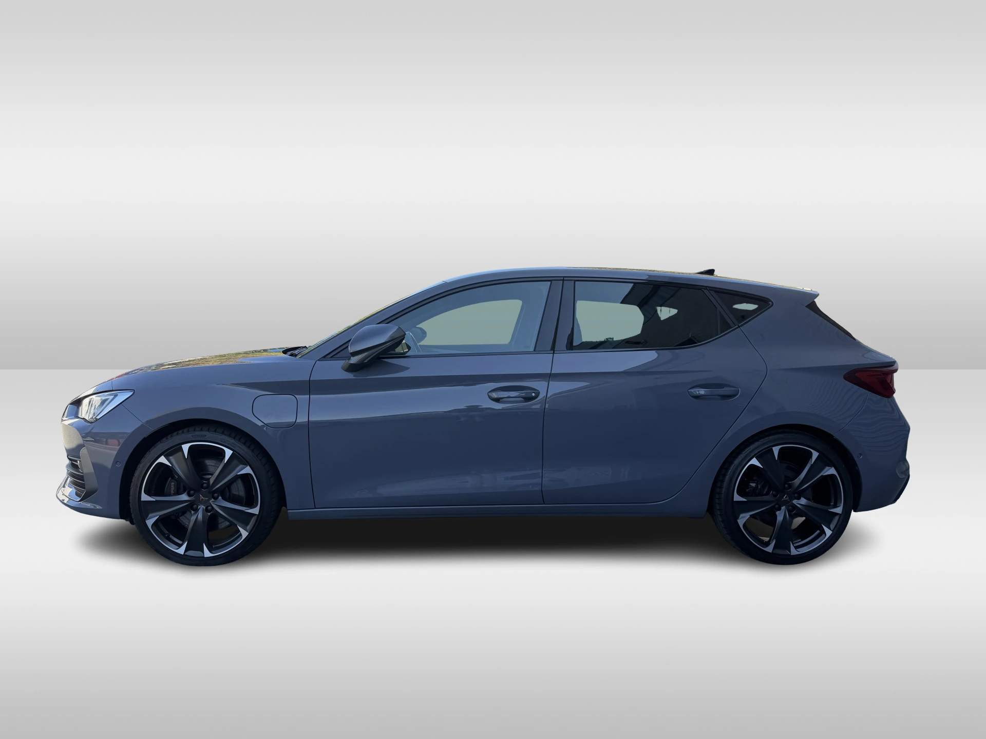 Cupra León
