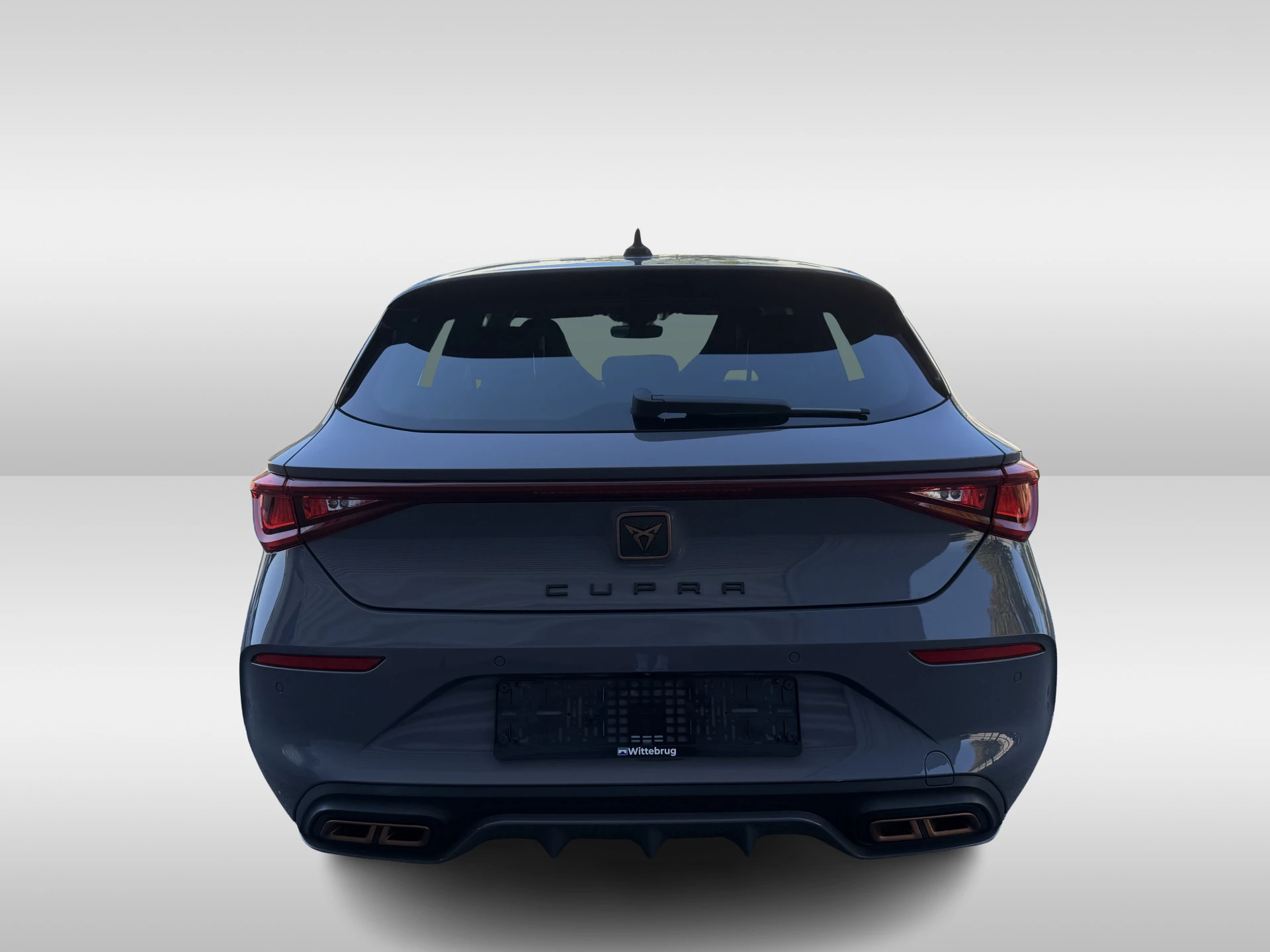 Cupra León
